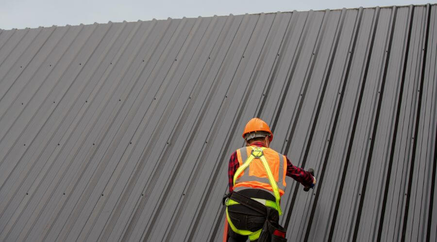Professional metal roof installation services in Cocoa Beach, FL